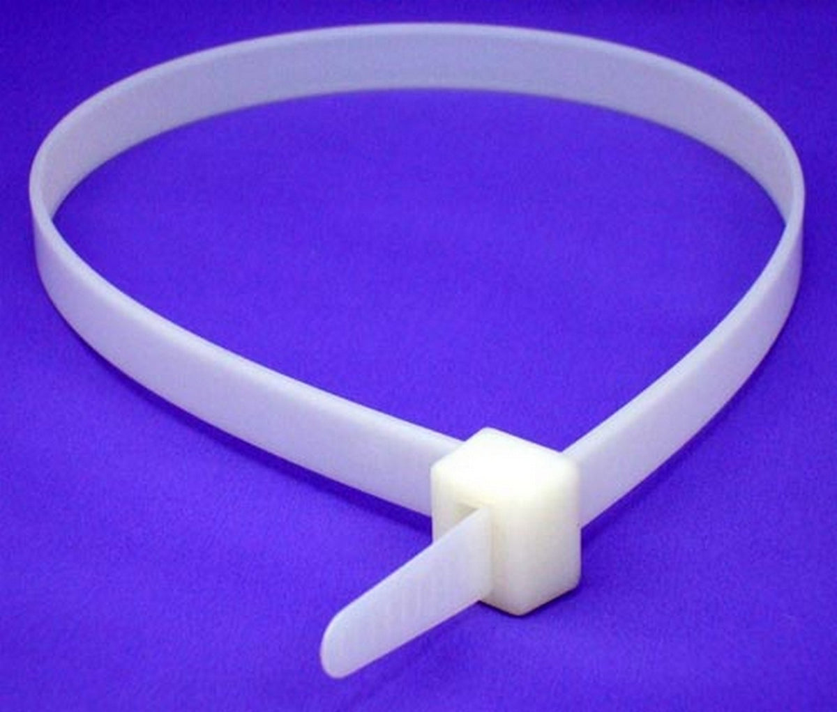 Faithfull CT200W 200 x 3.6mm Cable Ties (Pack of 100) - White