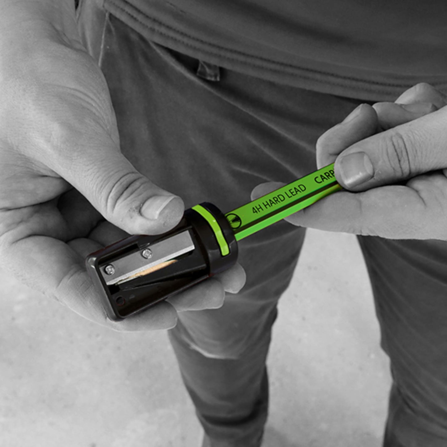 TRACER Deep Hole Construction Pencil with 6x Replacement Lead Pack and accompanying Site Holsters all-in-one Marking Kit