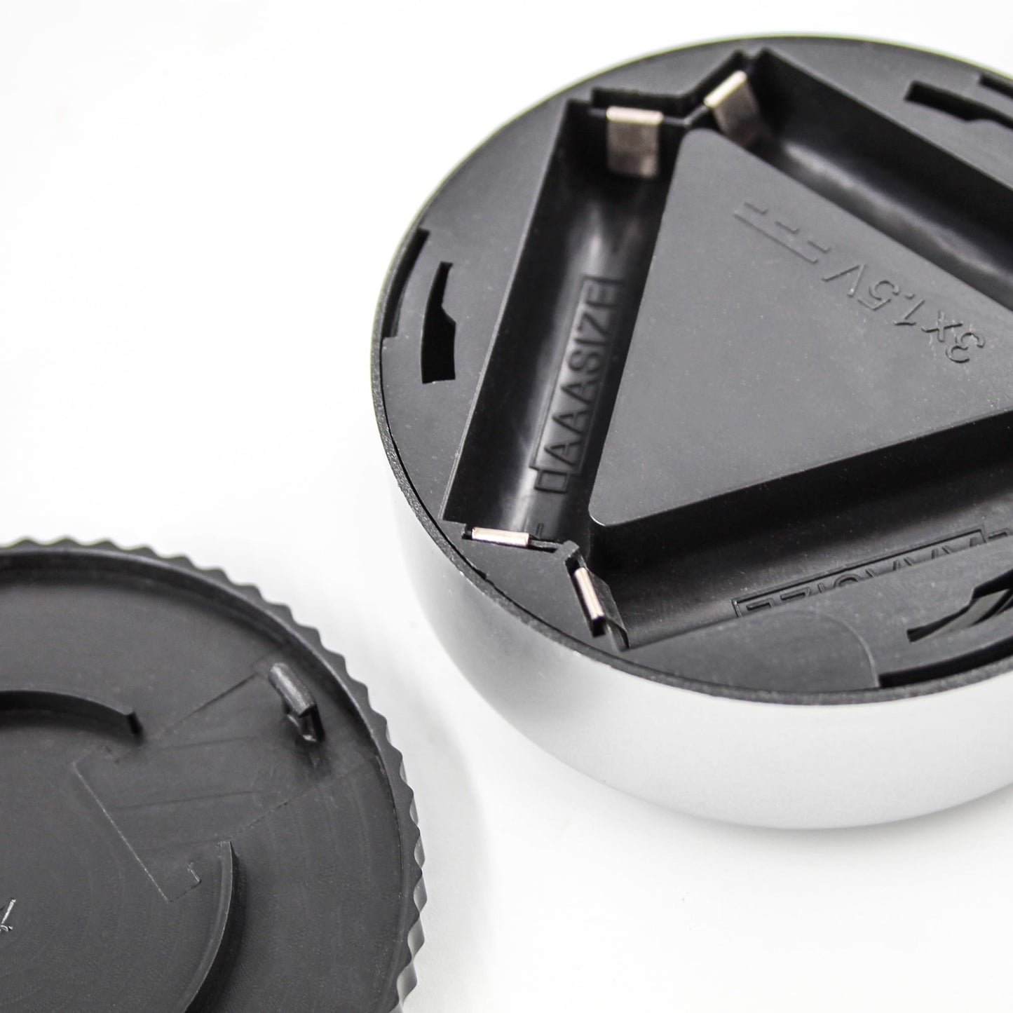 Uni-Com Wireless, Battery-Powered, Stick-On Push Lights for Cupboards, Lofts, Under Cabinets, Wardrobes & Drawers, 2 Pack