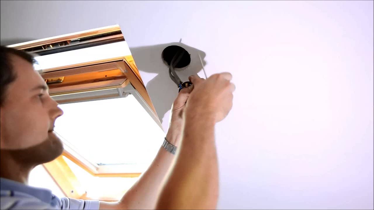 Osram 50w Decostar 51s Standard 12v GU5.3 Cap MR16 36 Degree M258 (Pack of 3) [Energy Class B] Halogen Dichroic