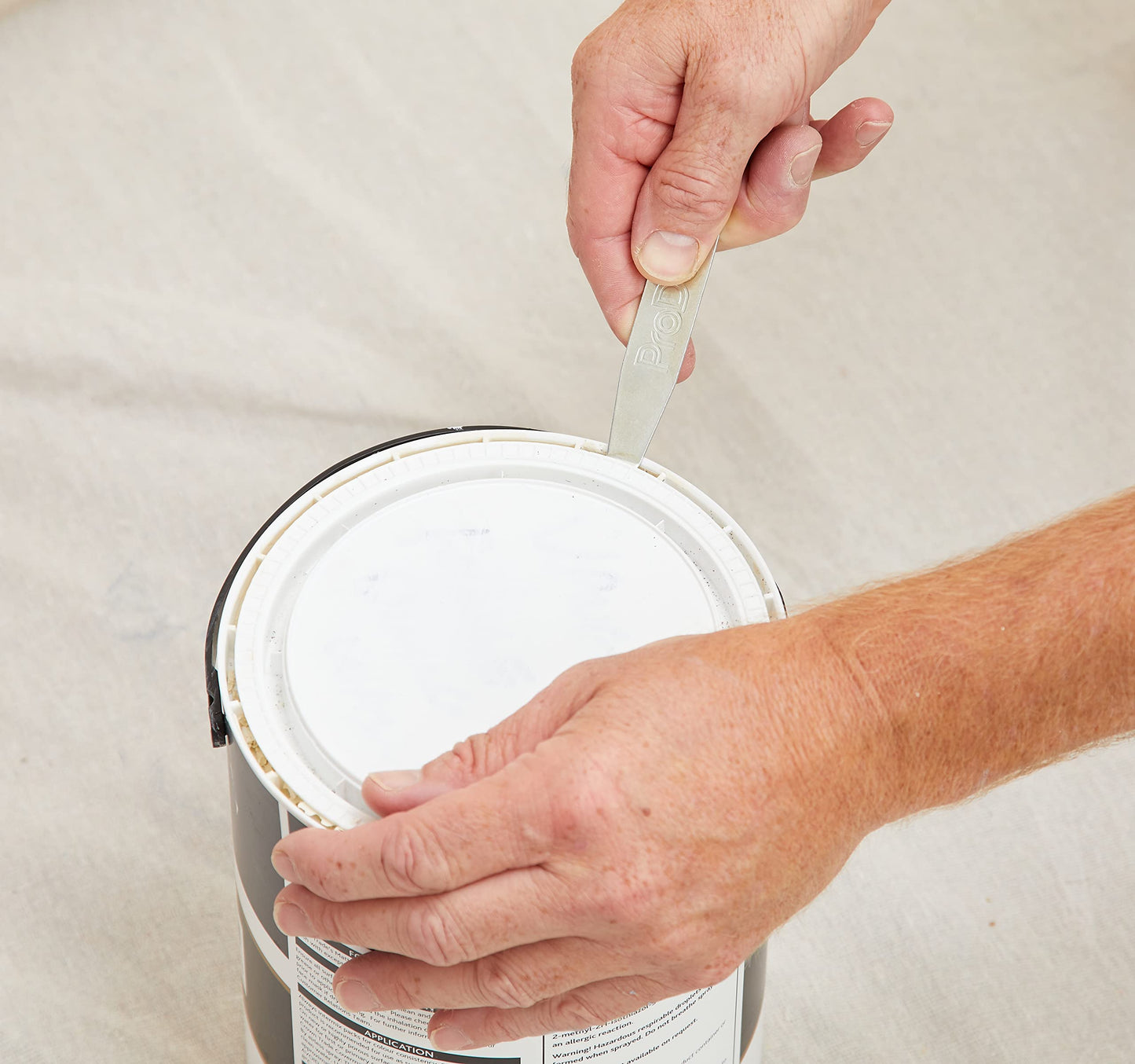 ProDec Universal Paint Tin Can Opener for Quick and Easy Opening of All Metal and Plastic Paint Tins, Robust Steel Construction, Compatible with All Sizes of Cans