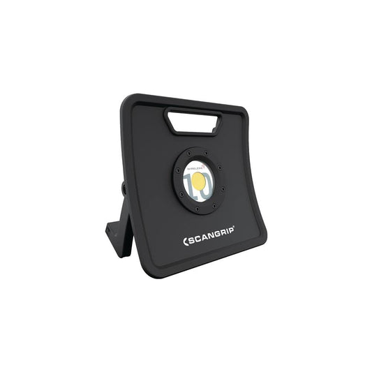 Scangrip 03.5444 NOVA 10K work lamp with 84W COB LED technology and a 5 meter cable, built according to protection class IP67, 240 W, 240 V