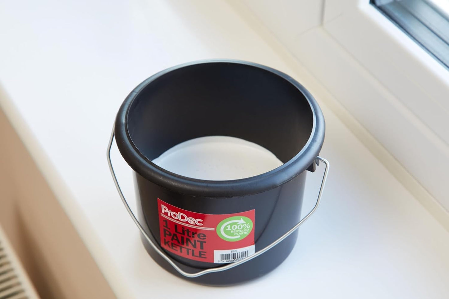 ProDec 1 litre 100% Recycled Plastic Paint Kettle for Decanting Paint