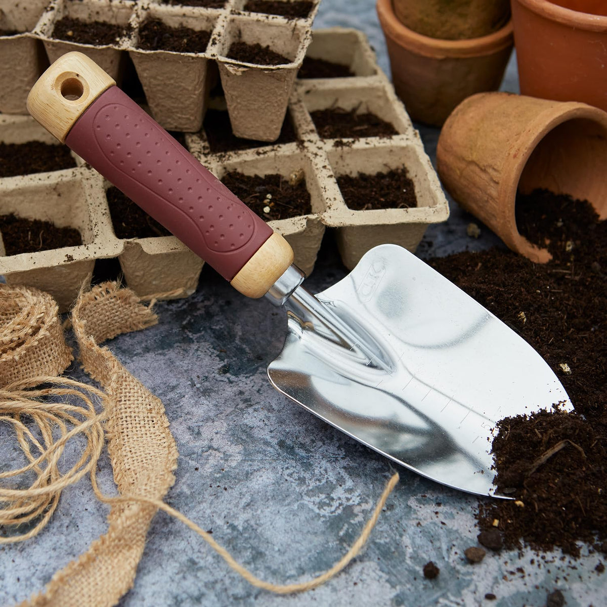C.K G5730 Garden Trowel, Red/Beige/Silver A