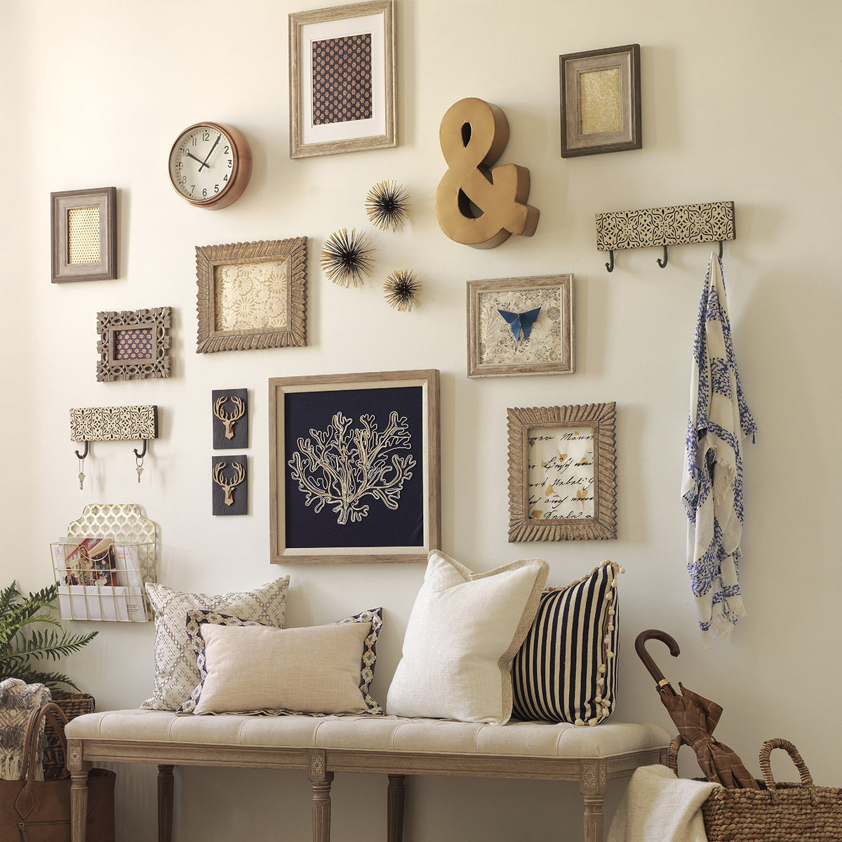 VELCRO Brand HANGables Removable Wall.
