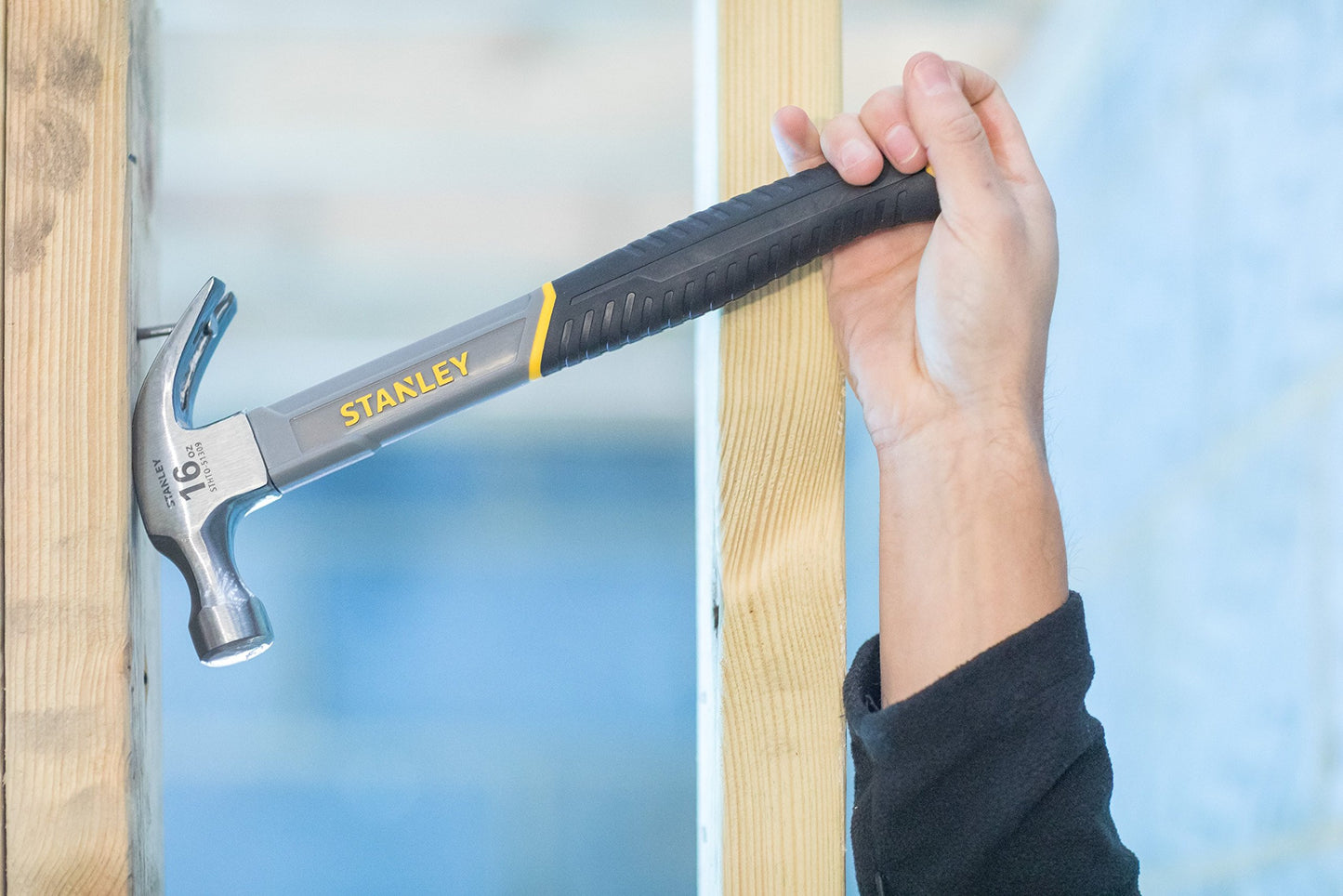 STANLEY Fiberglass Curved Claw Hammer