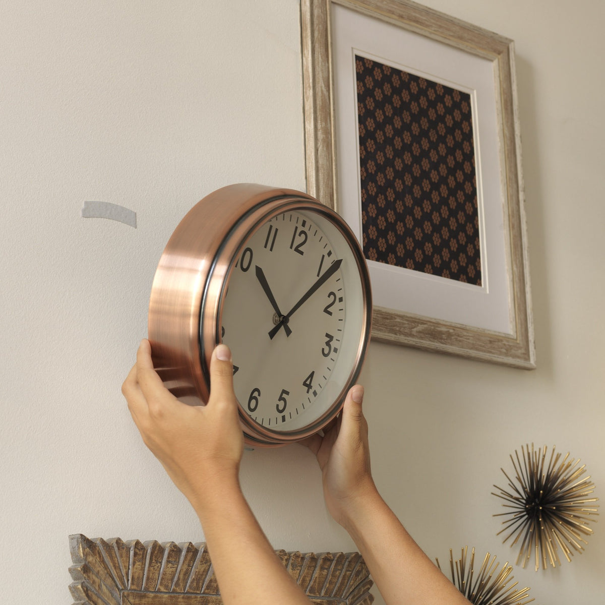 VELCRO Brand HANGables Removable Wall.